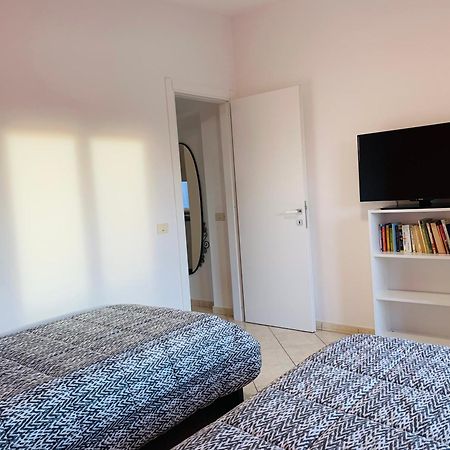 Апартаменты The House Fiera Di Roma Aeroporto Fiumicino Понте-Галерия Экстерьер фото